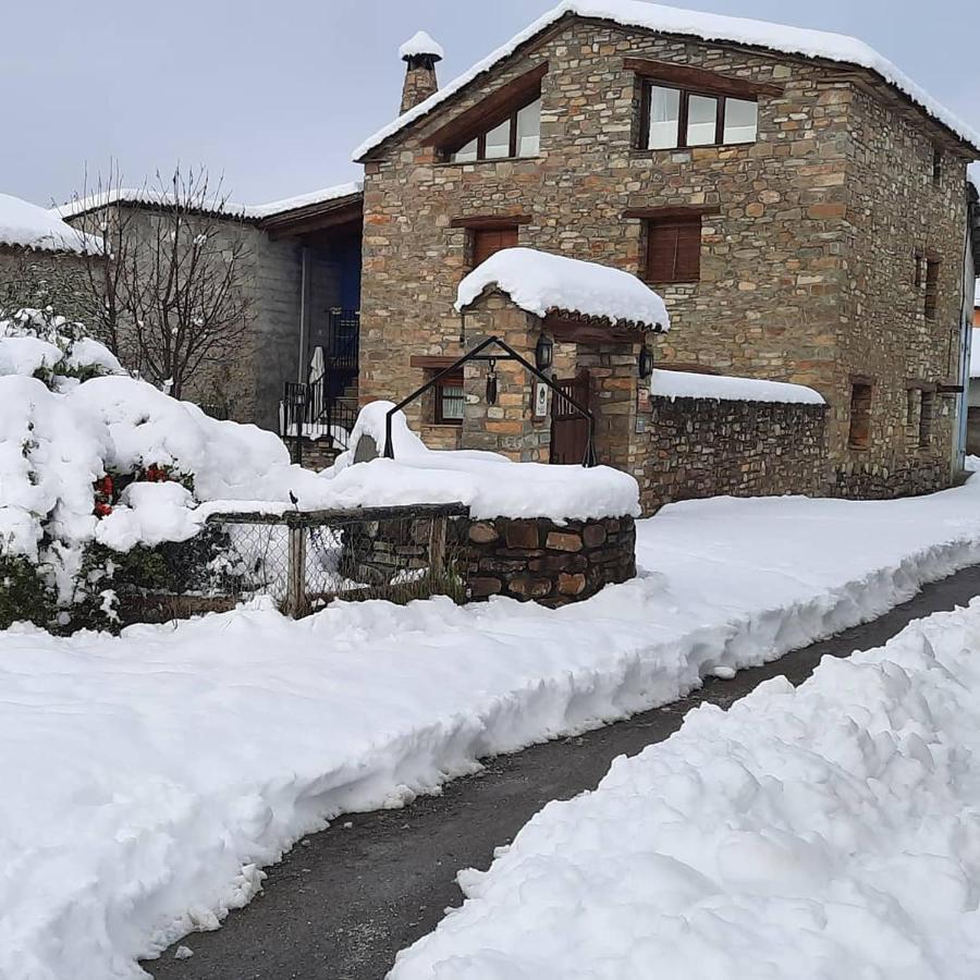Apartamentos La Borda Castillon Tierrantona Bagian luar foto