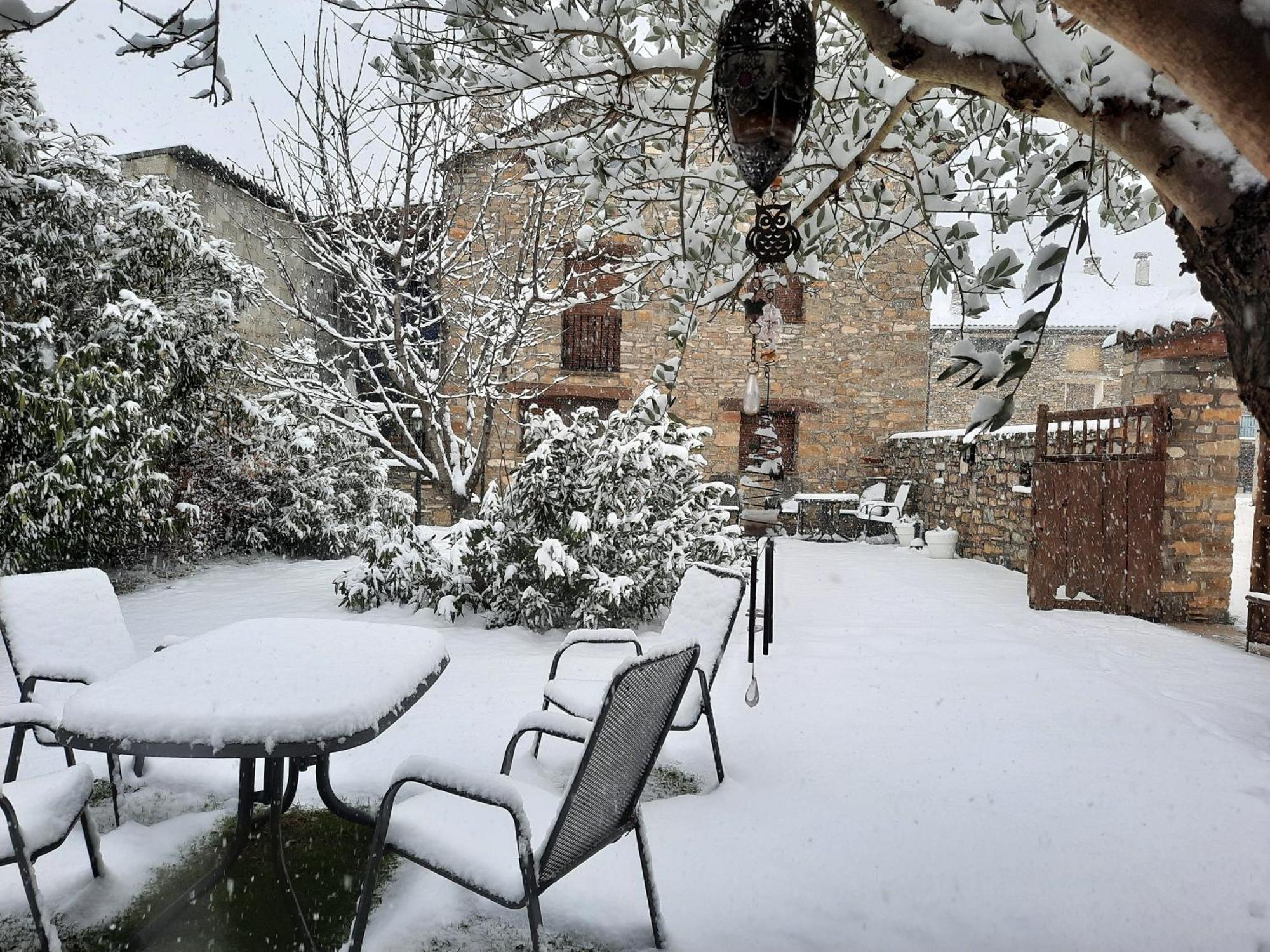 Apartamentos La Borda Castillon Tierrantona Bagian luar foto