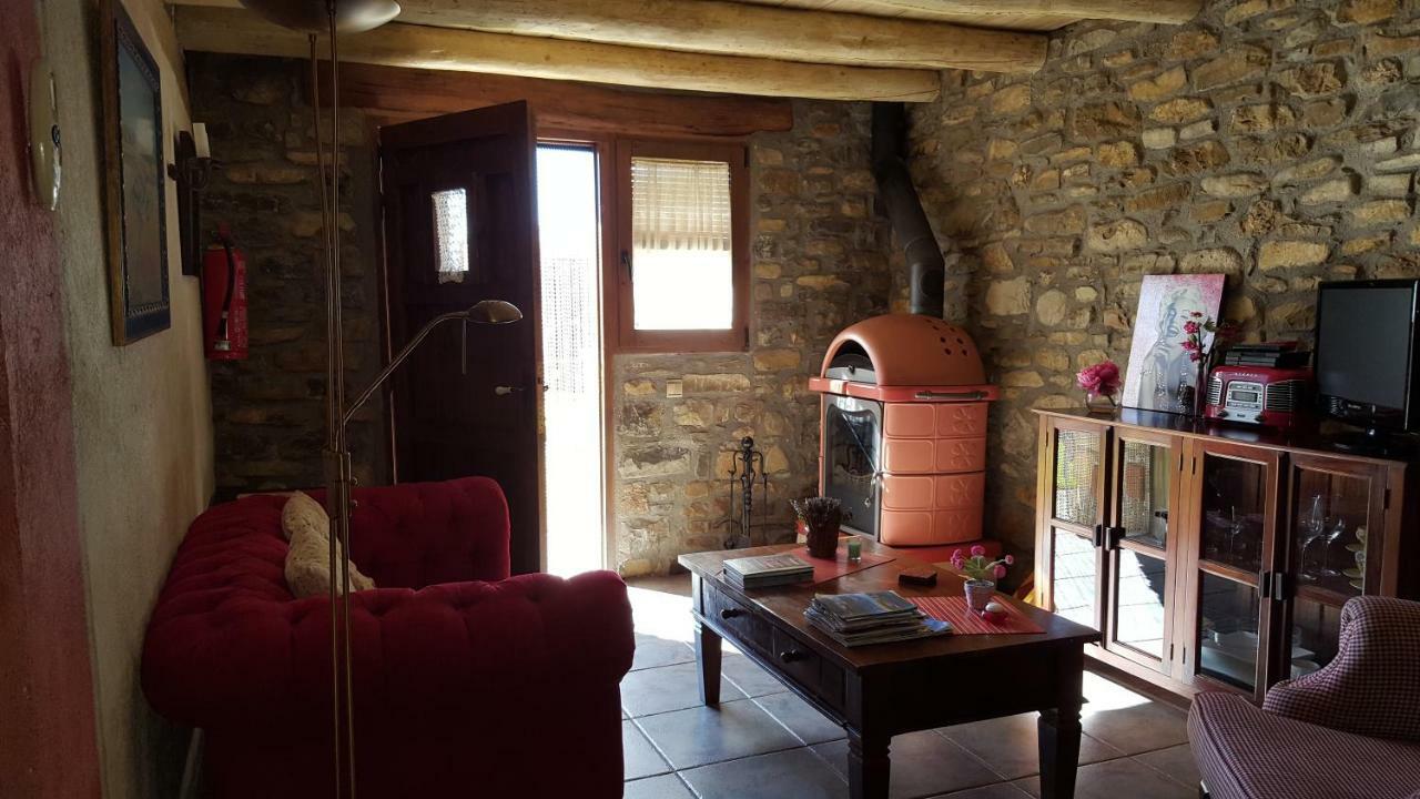 Apartamentos La Borda Castillon Tierrantona Bagian luar foto